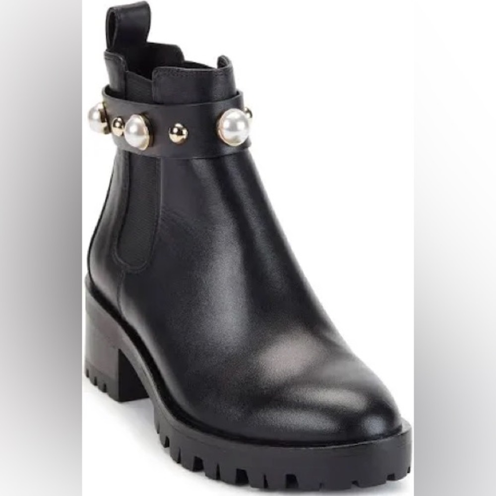 Karl Lagerfeld Paris pola lug sole boots Chelsea pull on boots size 8‎